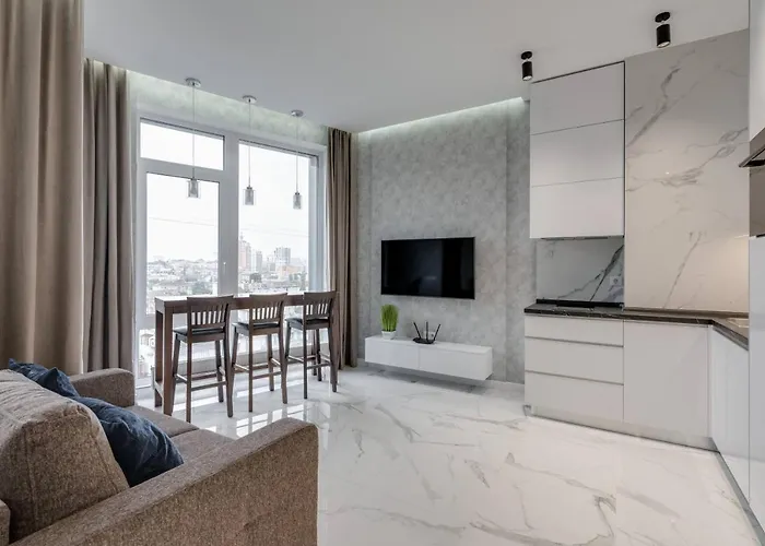 Luxurious Apartment With Panoramic View In The Historic Center