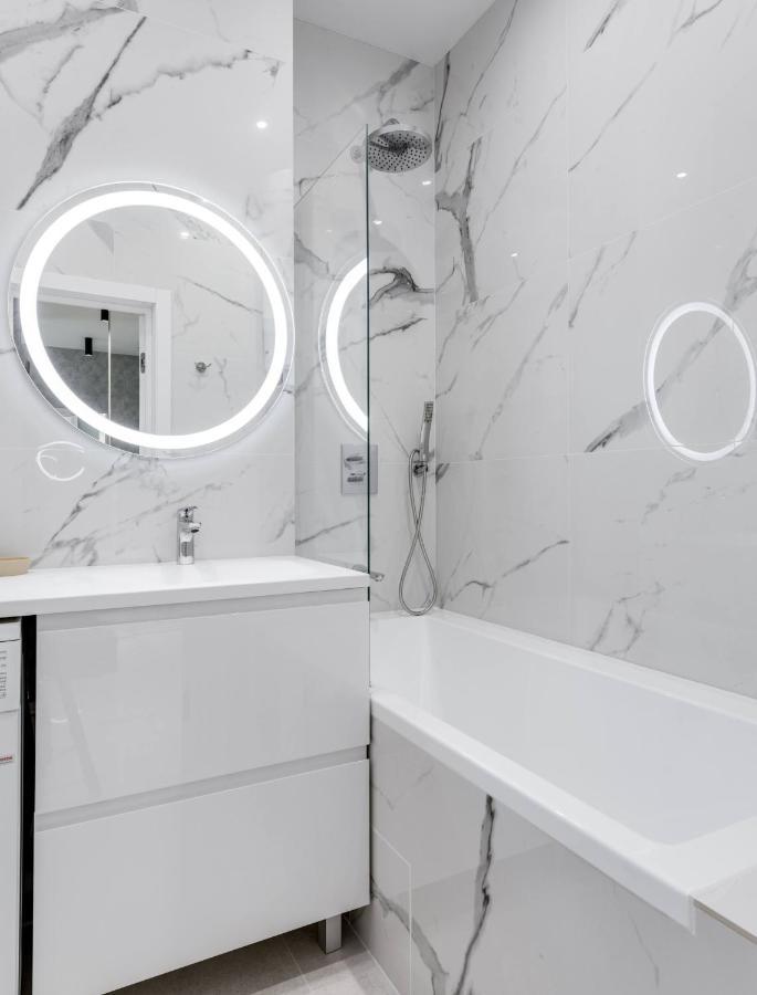 Luxurious With Panoramic View In The Historic Center Kyiv